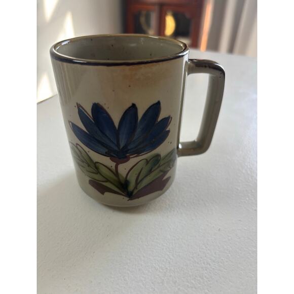 Handmade studio pottery stoneware rustic mugs blue geometric speckle glaze - Picture 8 of 12